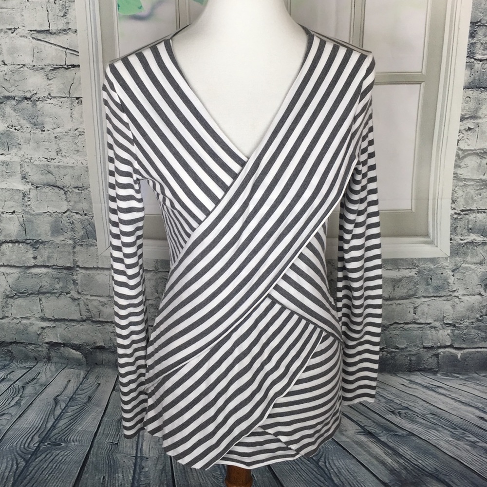 41 Hawthorn stitchfix striped long sleeve gray top